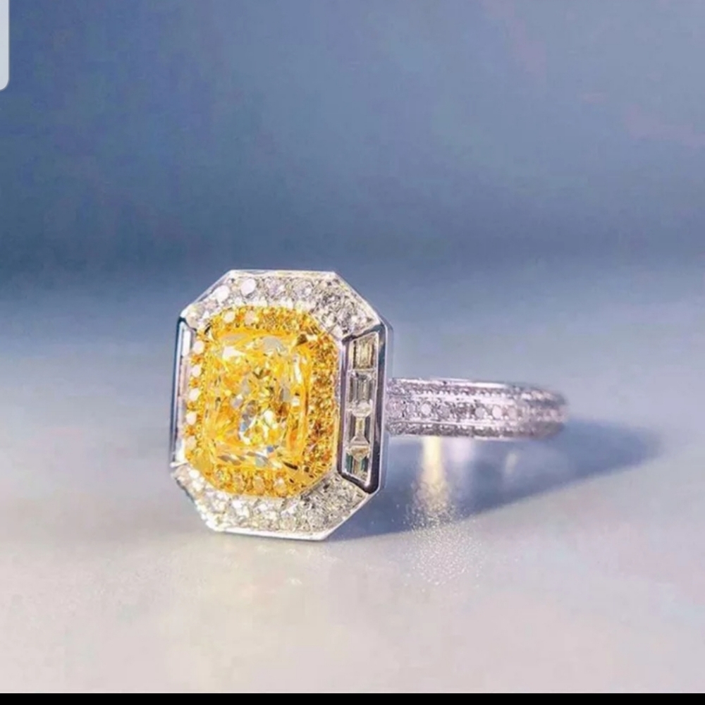 10Ct Cushion YellowSolitaire sterling silver - Picture 2 of 5